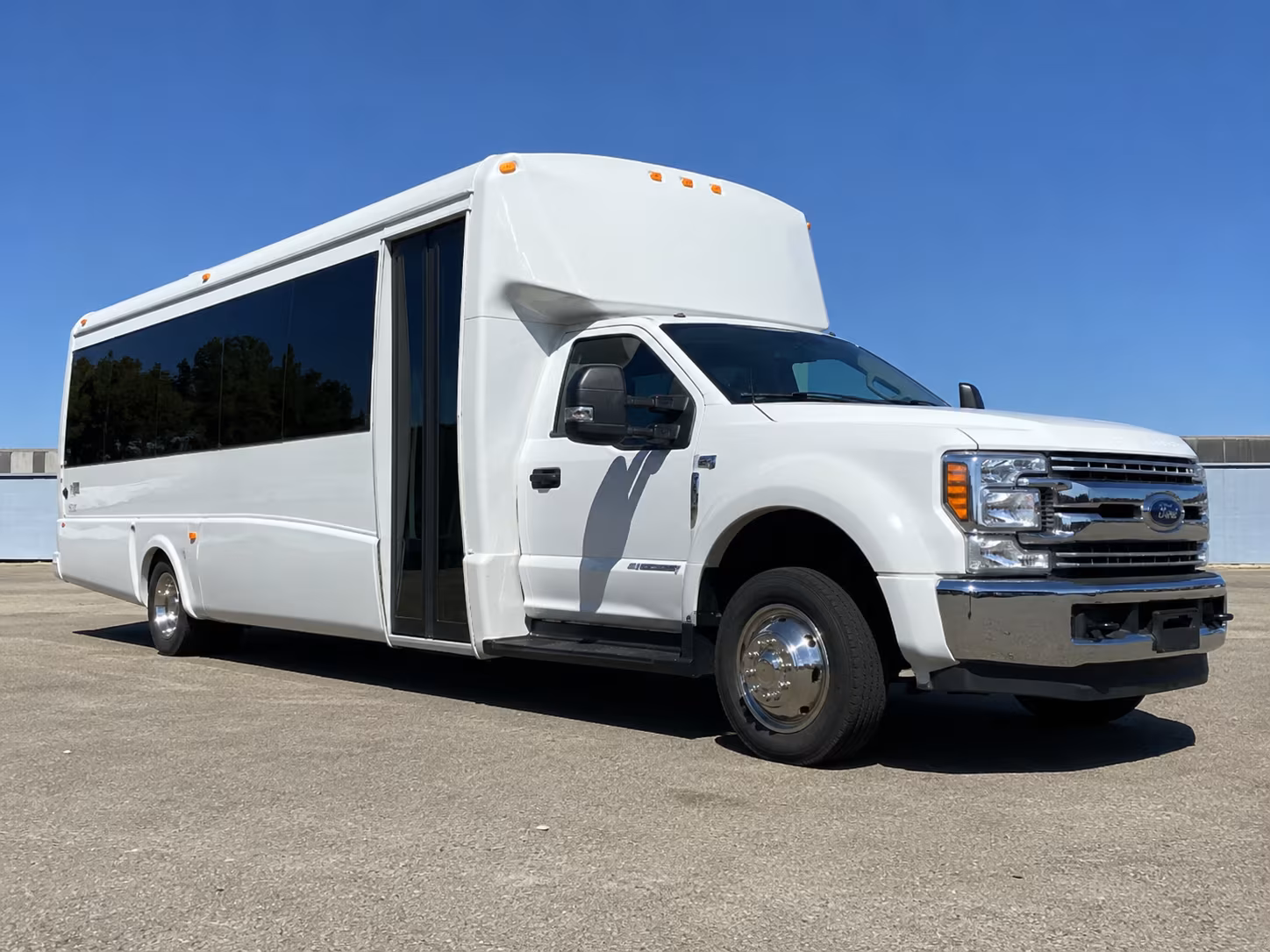 charter buses for museum and science field trips in johnson city