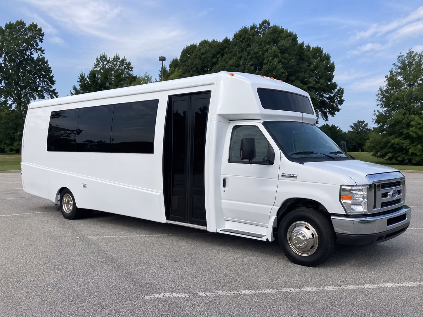 johnson city 18 passenger party bus