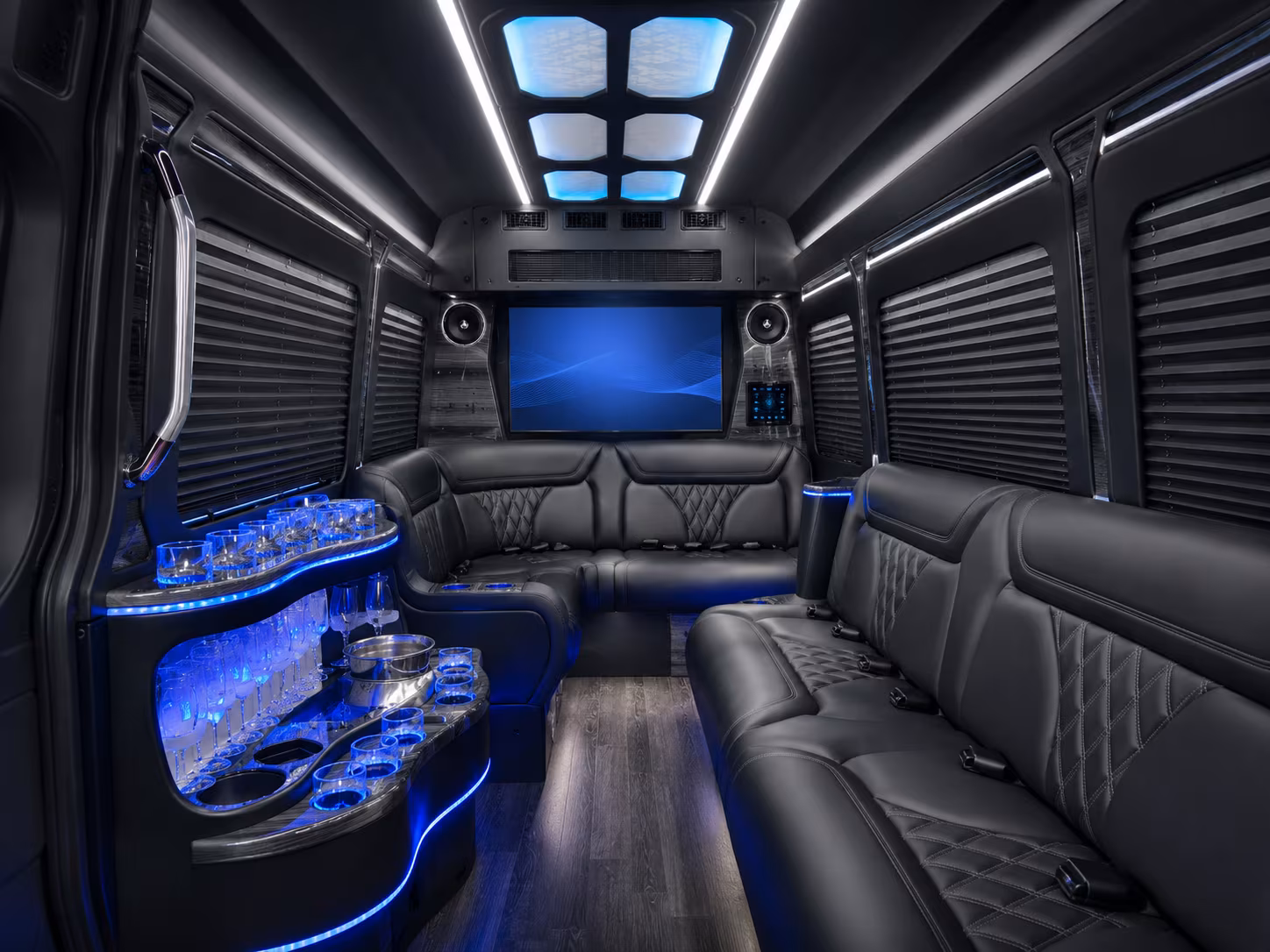 johnson city 20 passenger party bus